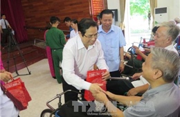 Tri ân các thương, bệnh binh tại Trung tâm Điều dưỡng thương binh Thuận Thành